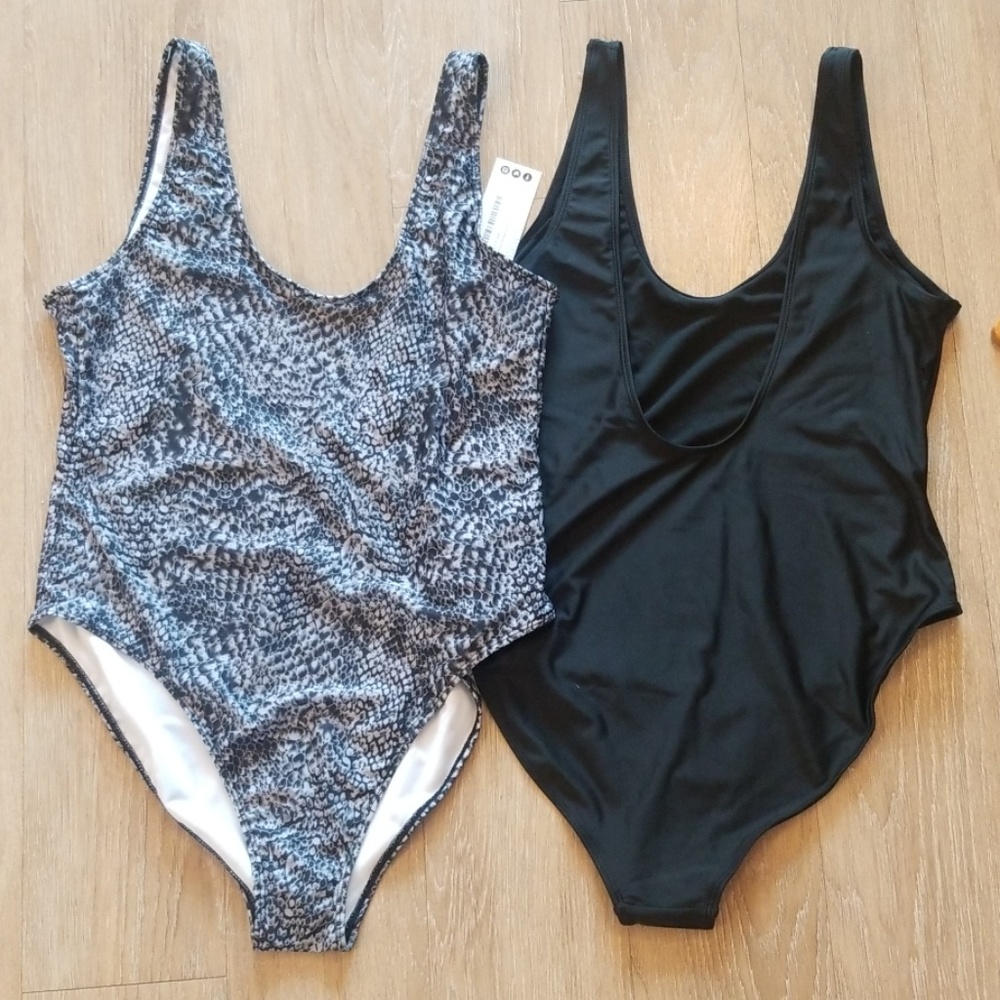 BOOHOO double pack one piece swimsuit